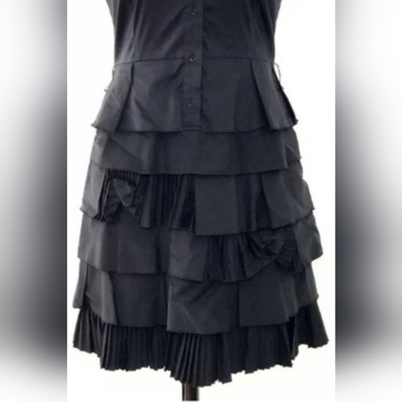 Bcbg cute pleated ruffles ,V neck ,front buttoned,short,black dress size xxs - Picture 3 of 5